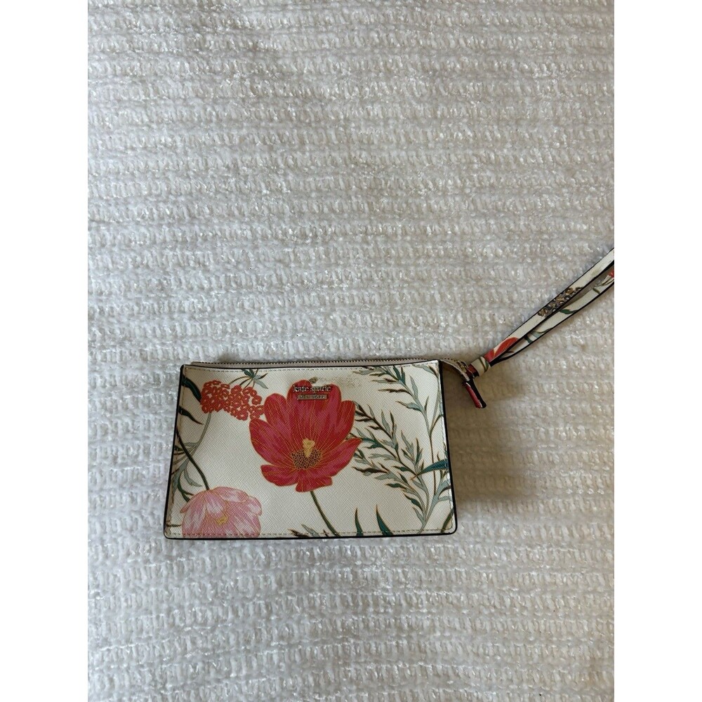 Kate Spade New York Cameron Street Leila Floral Leather Wristlet Flower